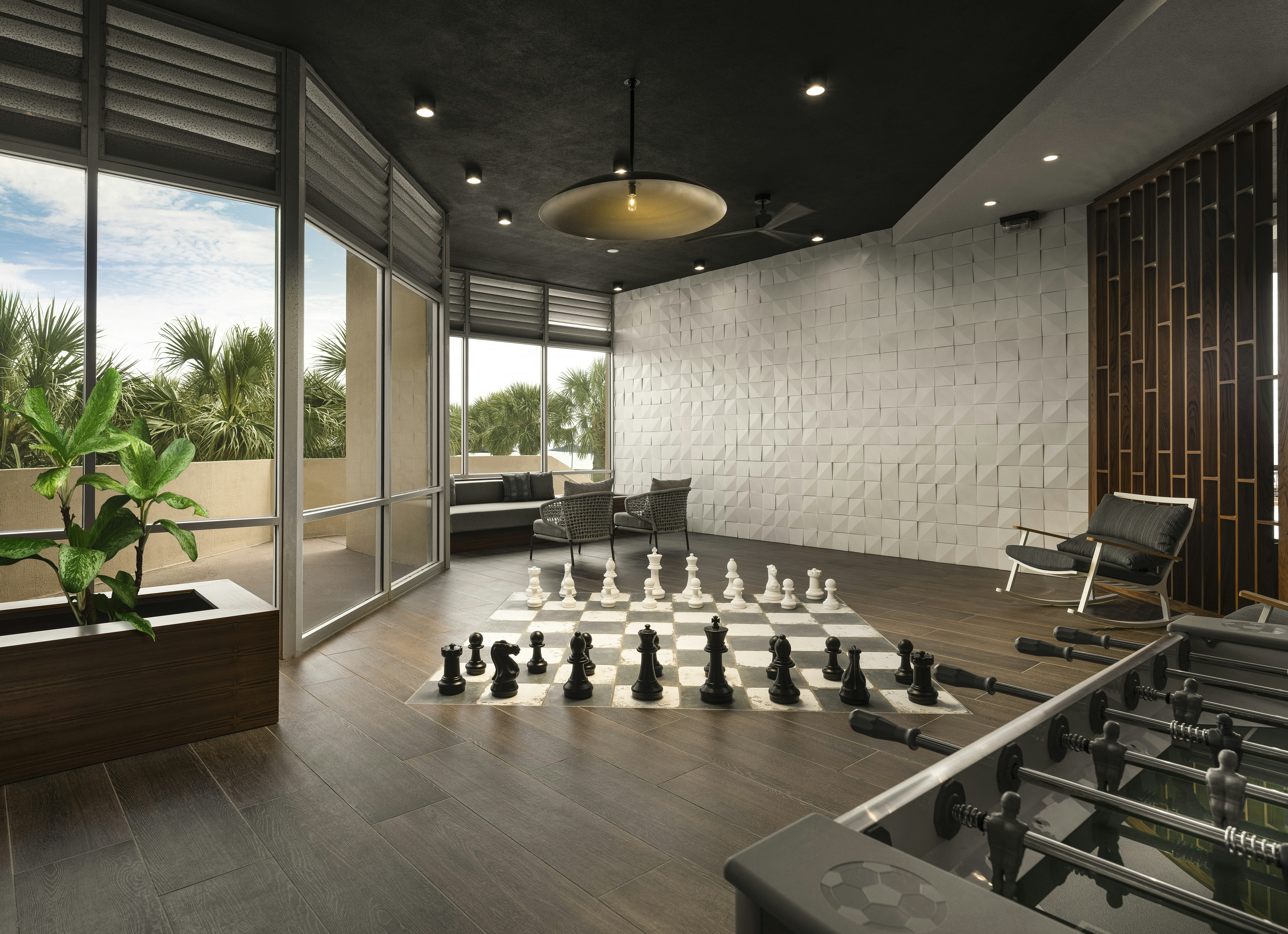 Royale Palms Condominiums 23/49