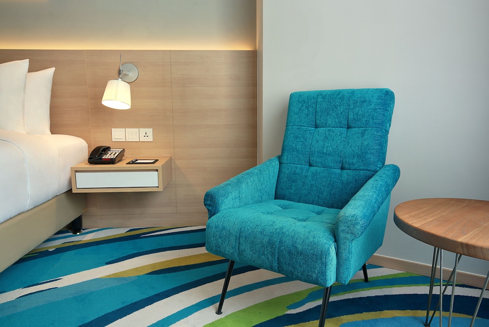 Holiday Inn Express Jakarta Wahid Hasyim 39/54