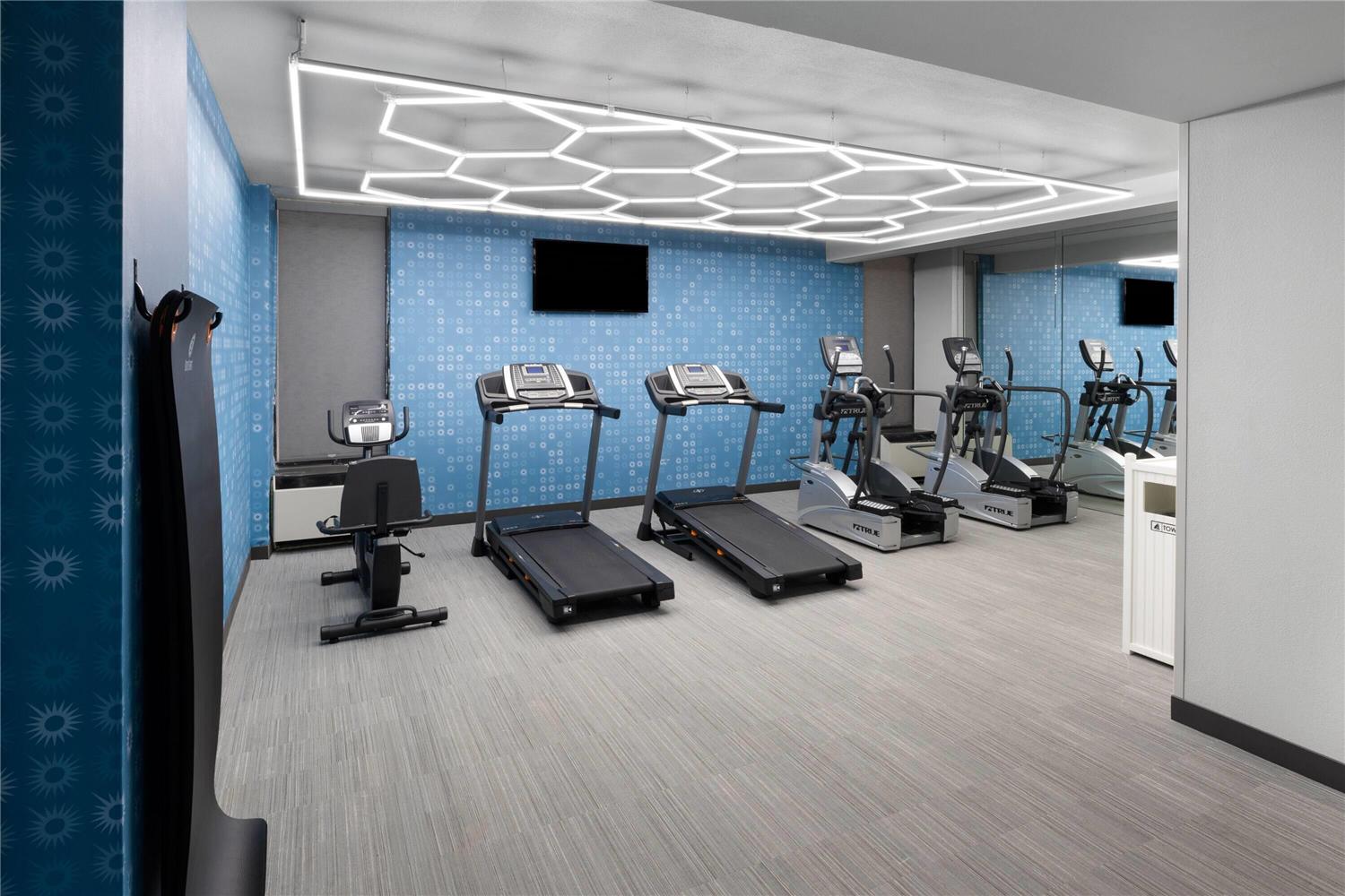 La Quinta Inn & Suites by Wyndham Houston Stafford Sugarland 8/17