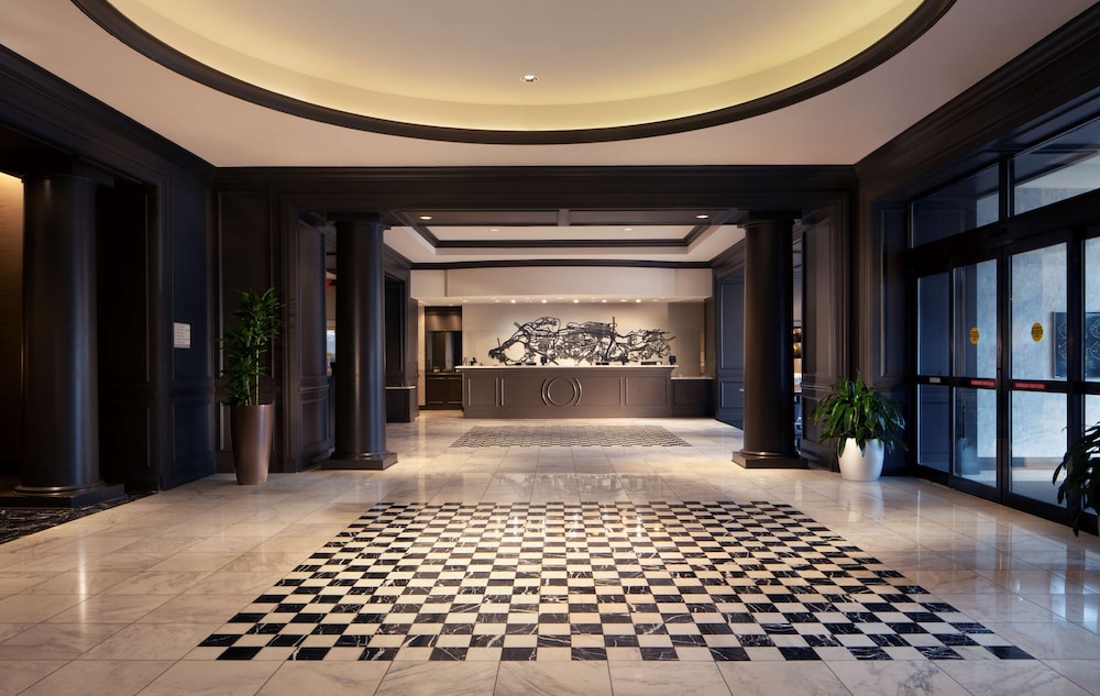 Hilton Alexandria Old Town 9/74