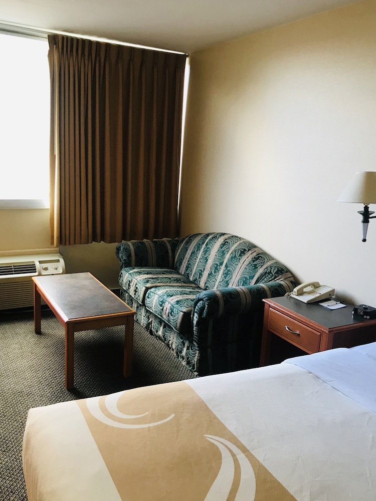 Quality Inn Hermitage South 37/48