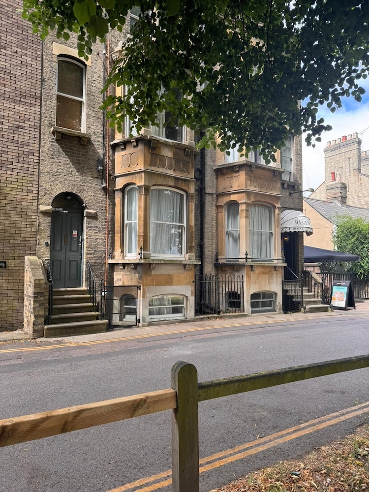 Regency Guest House 42/50