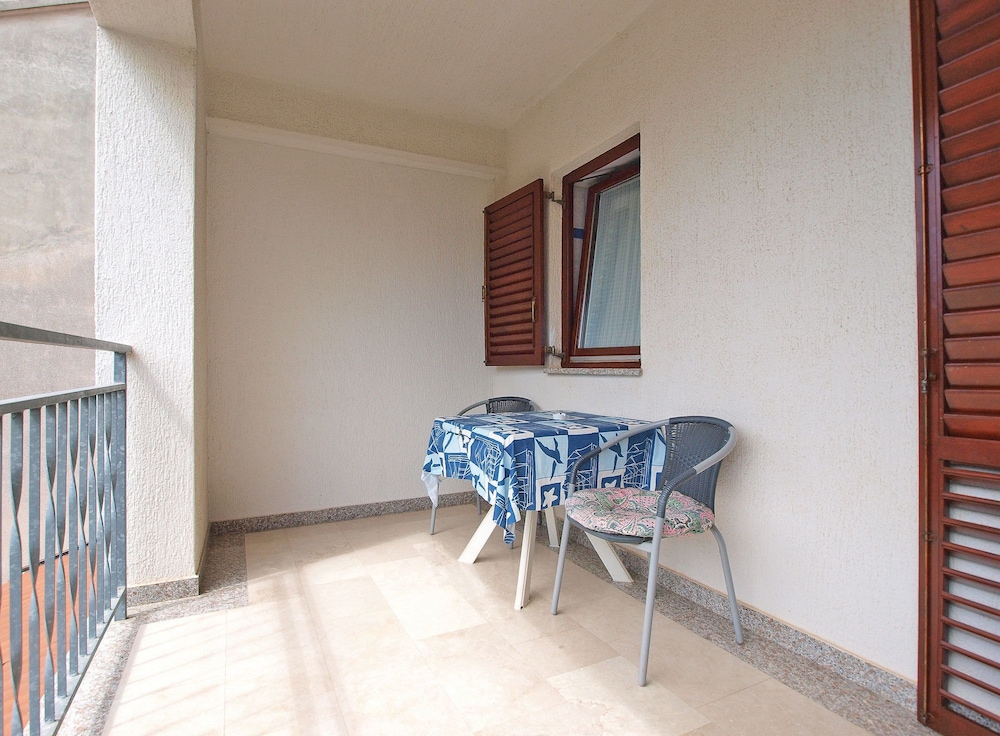 Apartments Ivica 1452 28/37