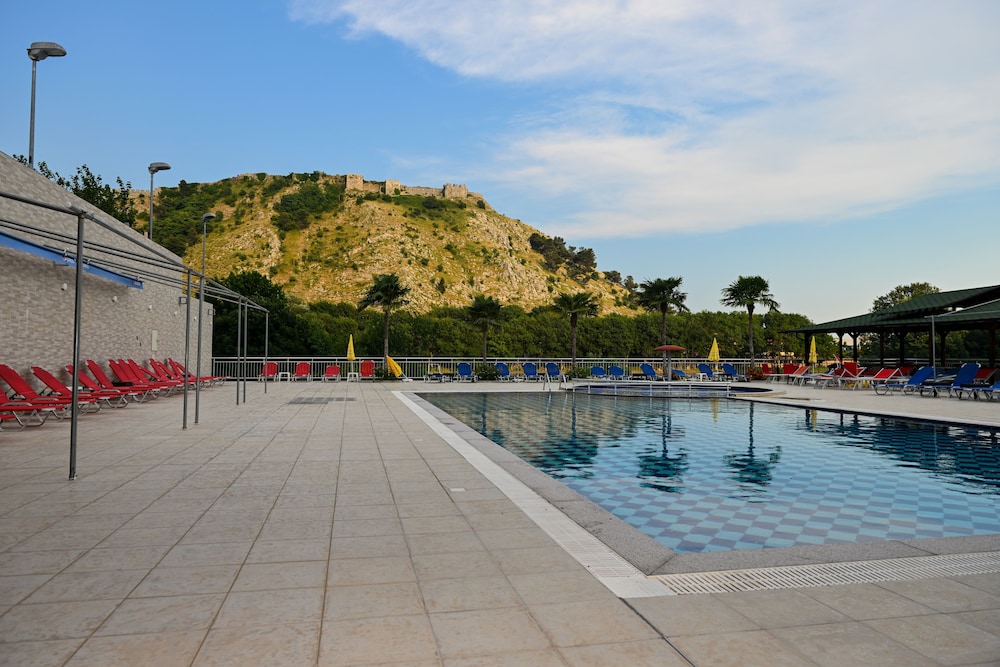 Buna Park Hotel Shkoder 23/50