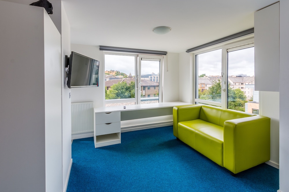Destiny Student Murano Campus Accommodation 24/40