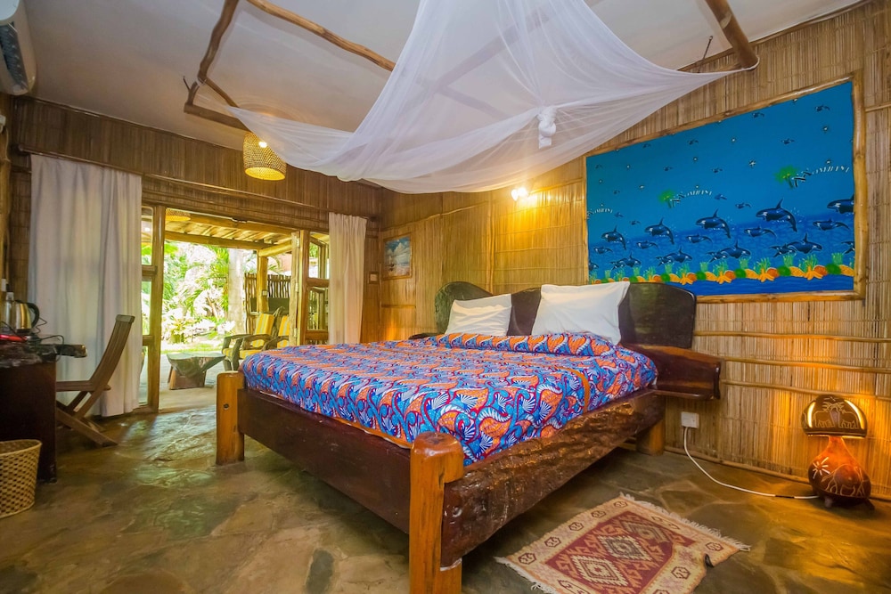 Ziwa Beach Resort 18/60