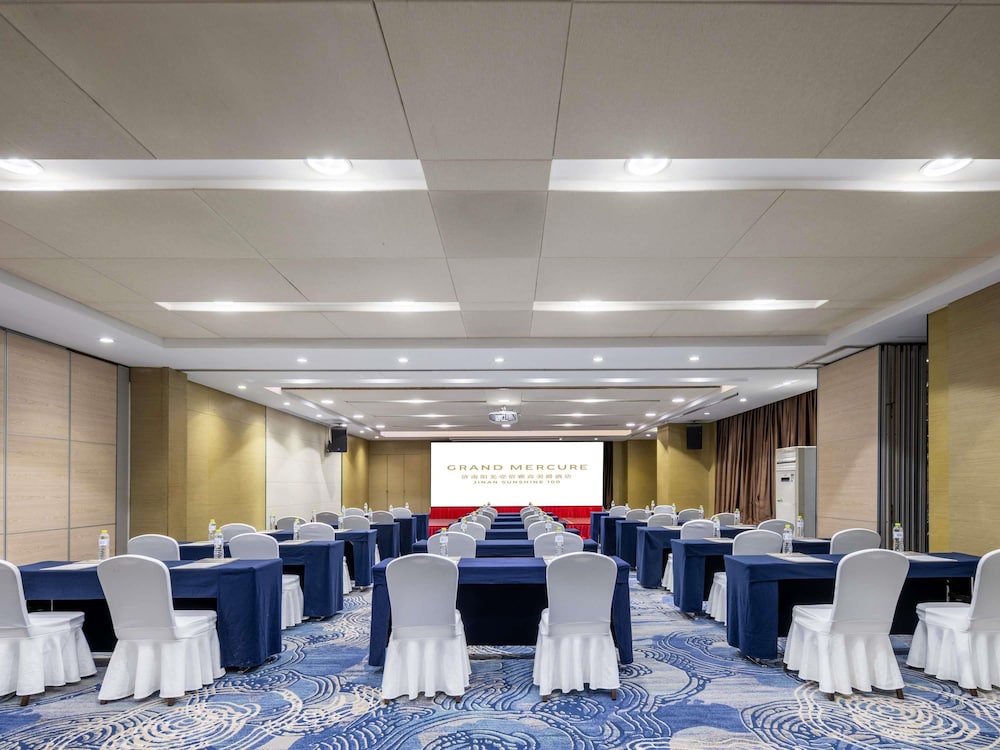 Grand Mercure Jinan Sunshine 38/50