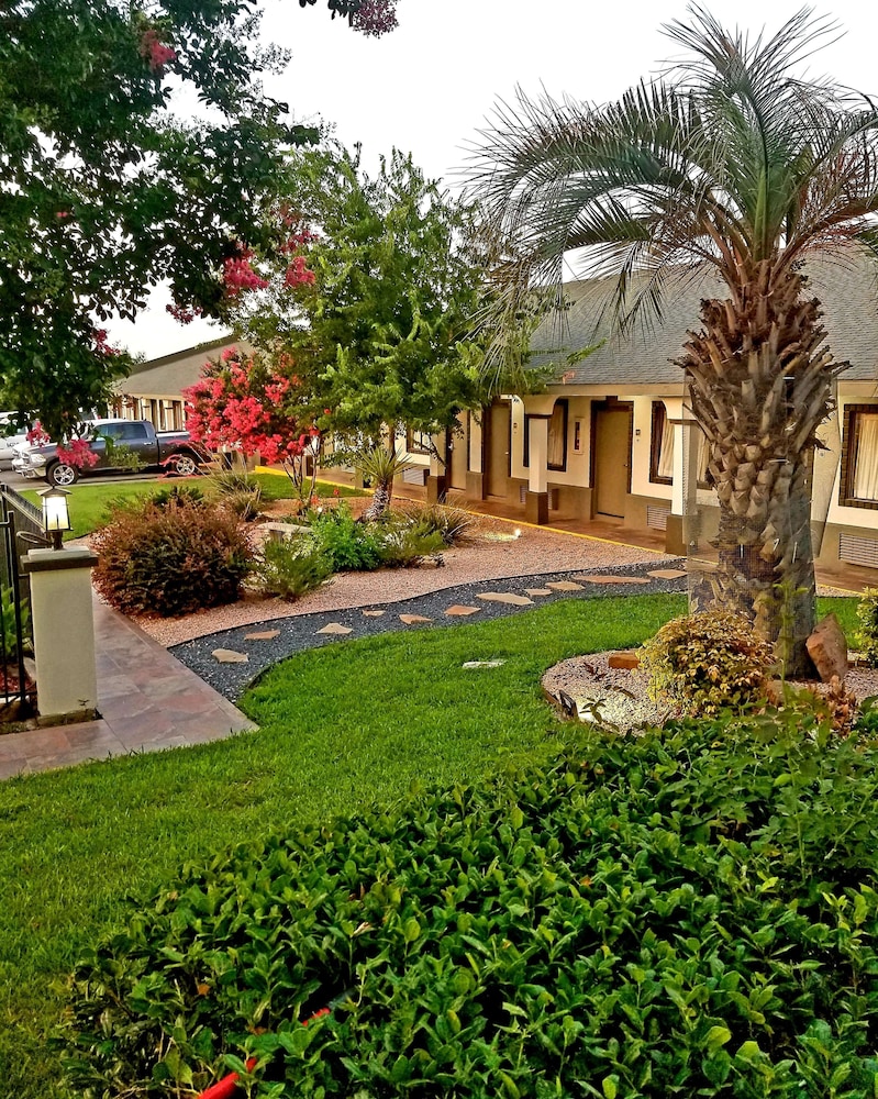 Best Western Post Oak Inn 5/37
