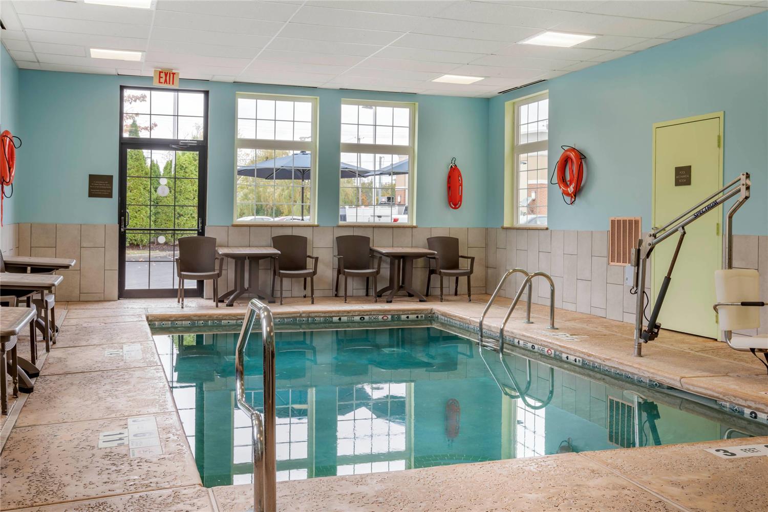 Comfort Inn University Amherst, NY 1/12