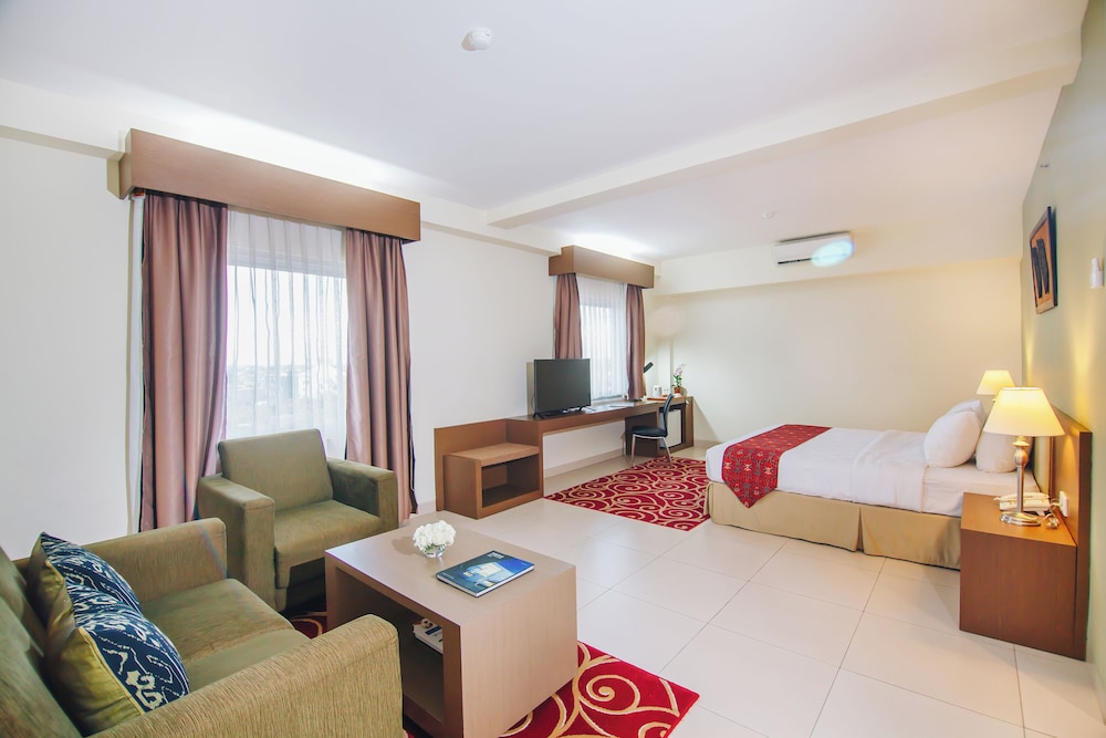 Hotel Luwansa 28/50