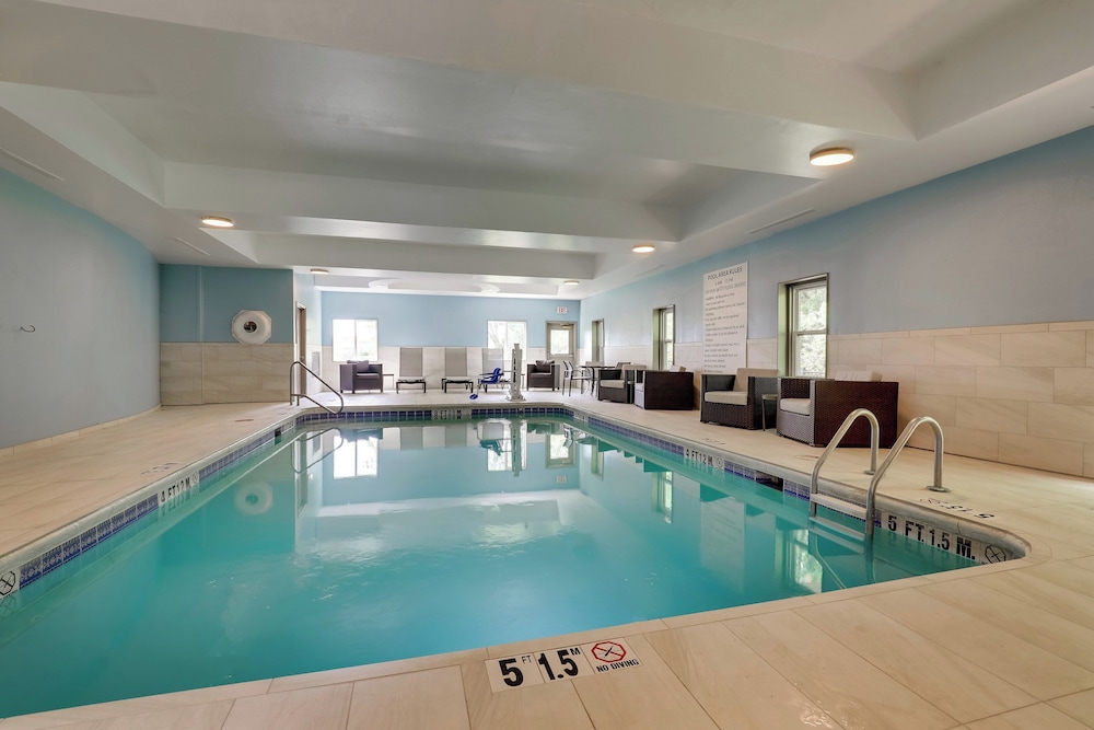 swimming pool spa