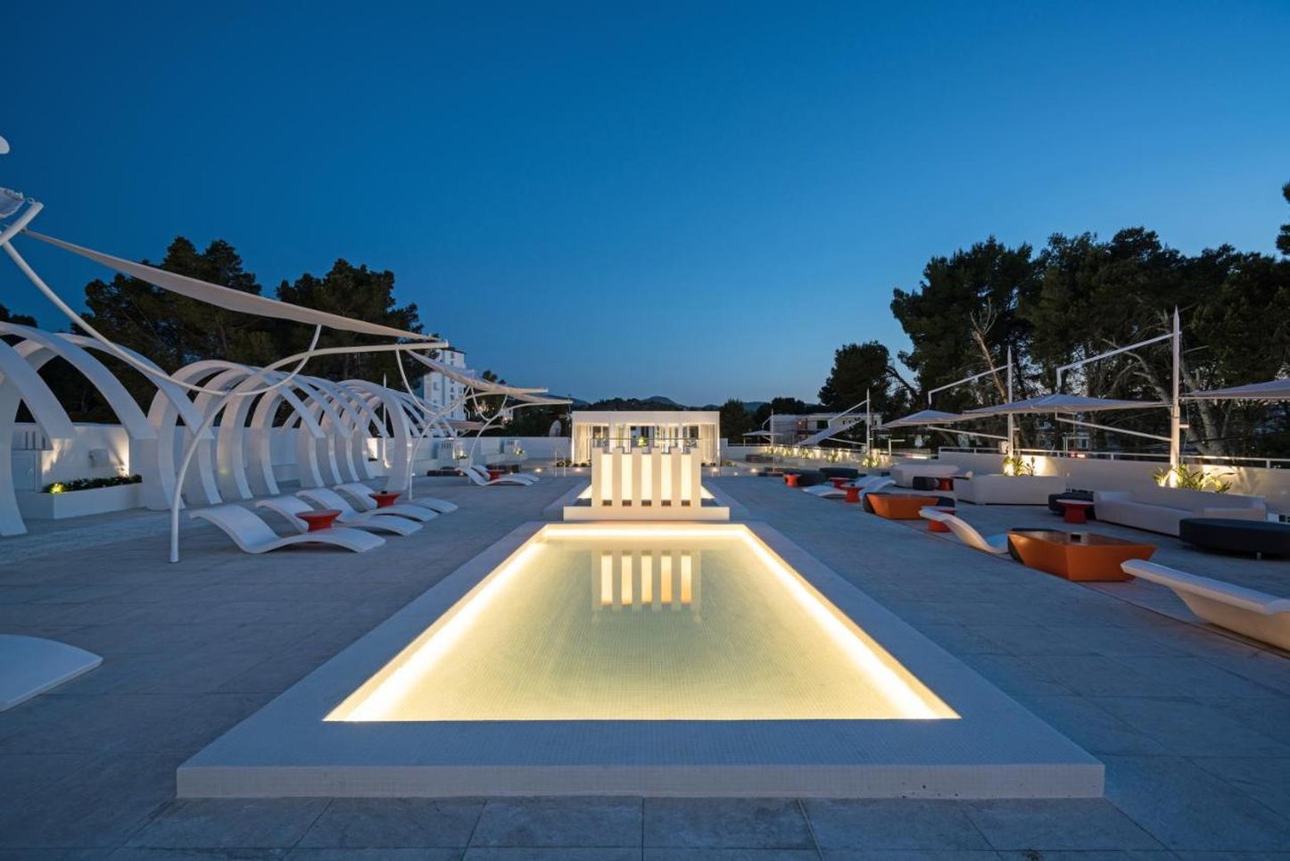 Thb Naeco Ibiza - Adults Only 84/86