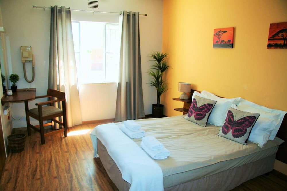 Omaruru Guesthouse 5/35
