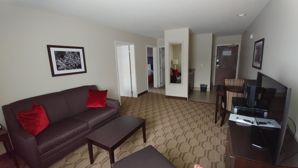 Best Western Palmyra Inn & Suites 17/30
