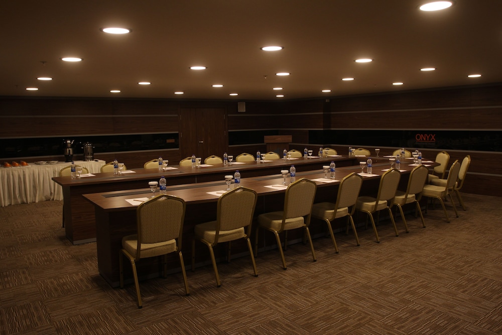 Onyx Business Hotel 29/35