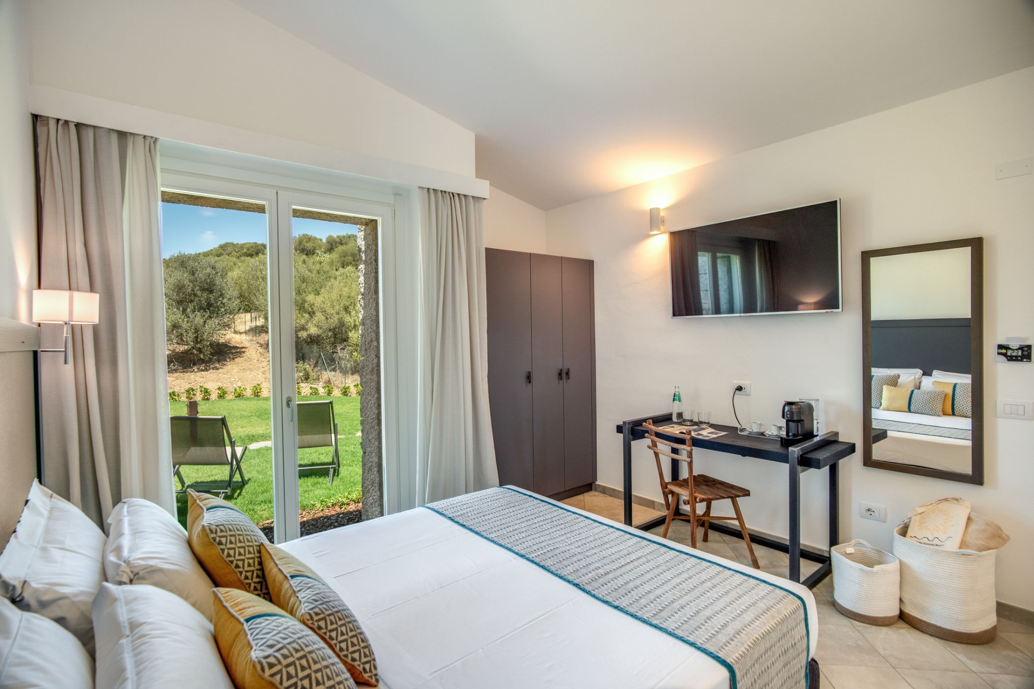 Room at Cala Sinzias Resort, Cala Sinzias