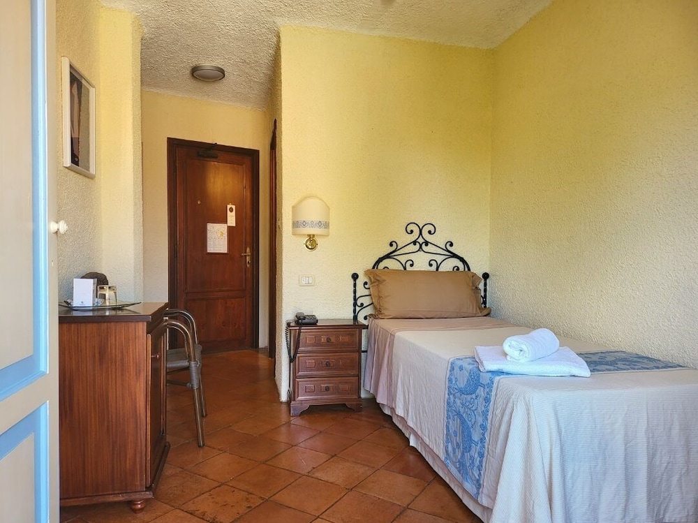 Single Room Standard