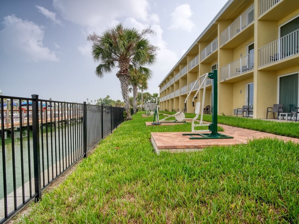 Treasure Bay Hotel and Marina 61/63