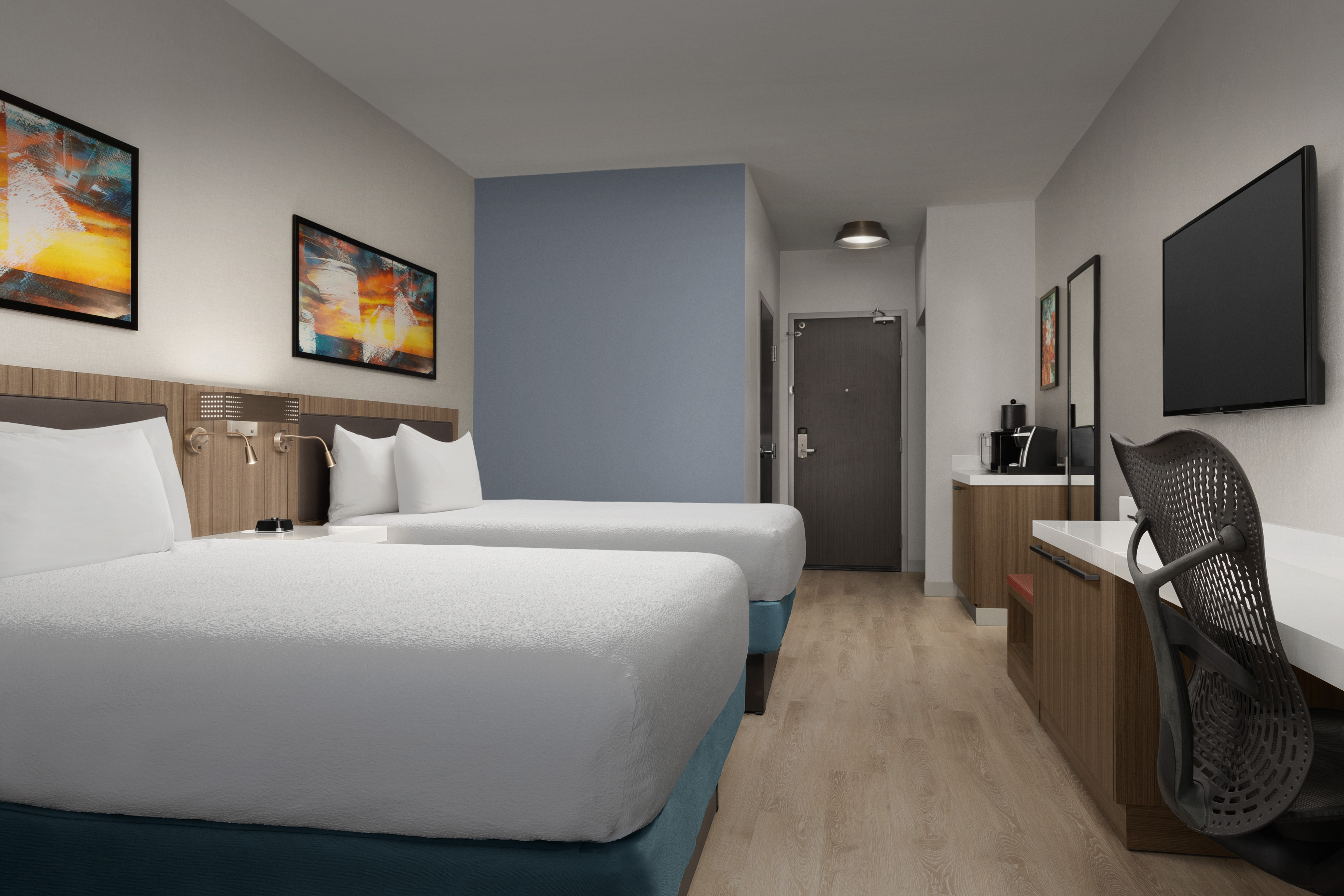 PURE, 2 QUEEN BEDS, ACCESSIBLE