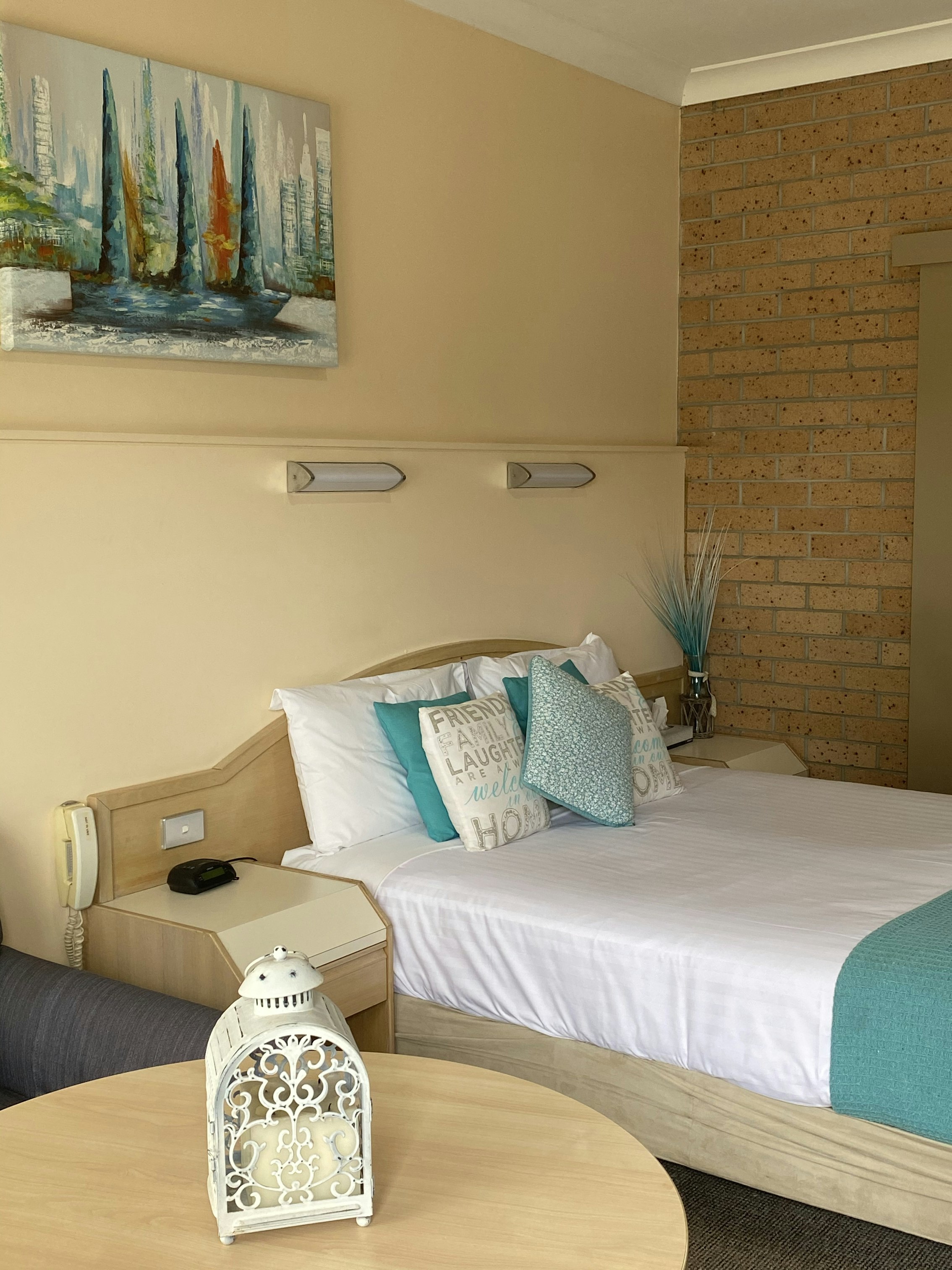 MARRIOTT PARK MOTEL 8/16