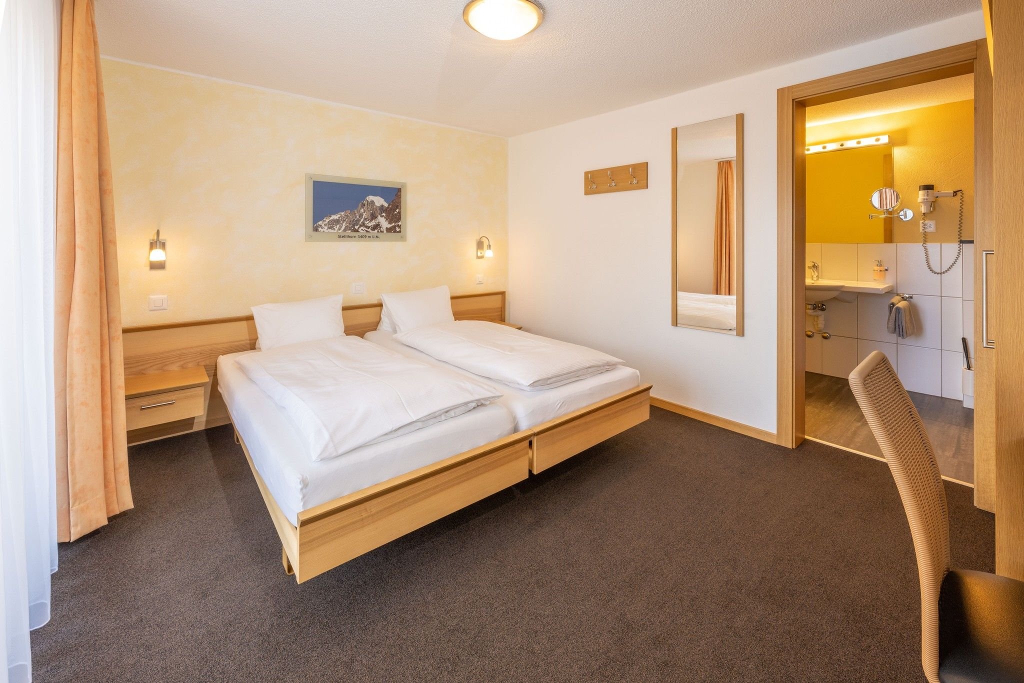 Economy, Double Bed