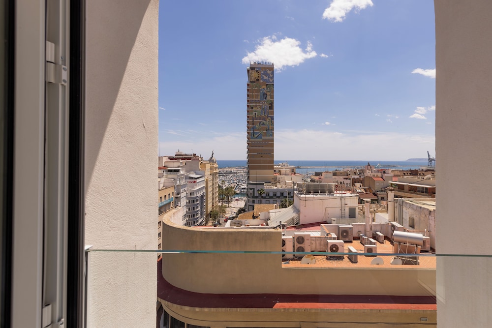 Libere Alicante Rambla 56/60