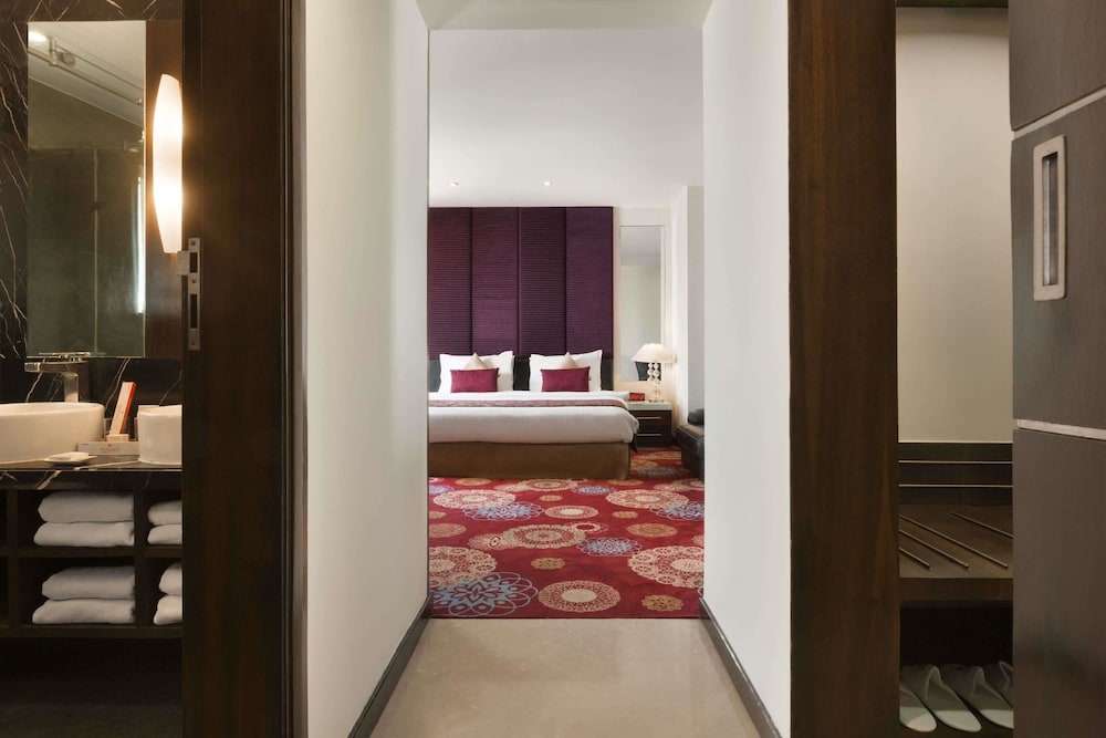 Ramada by Wyndham Ahmedabad photo5