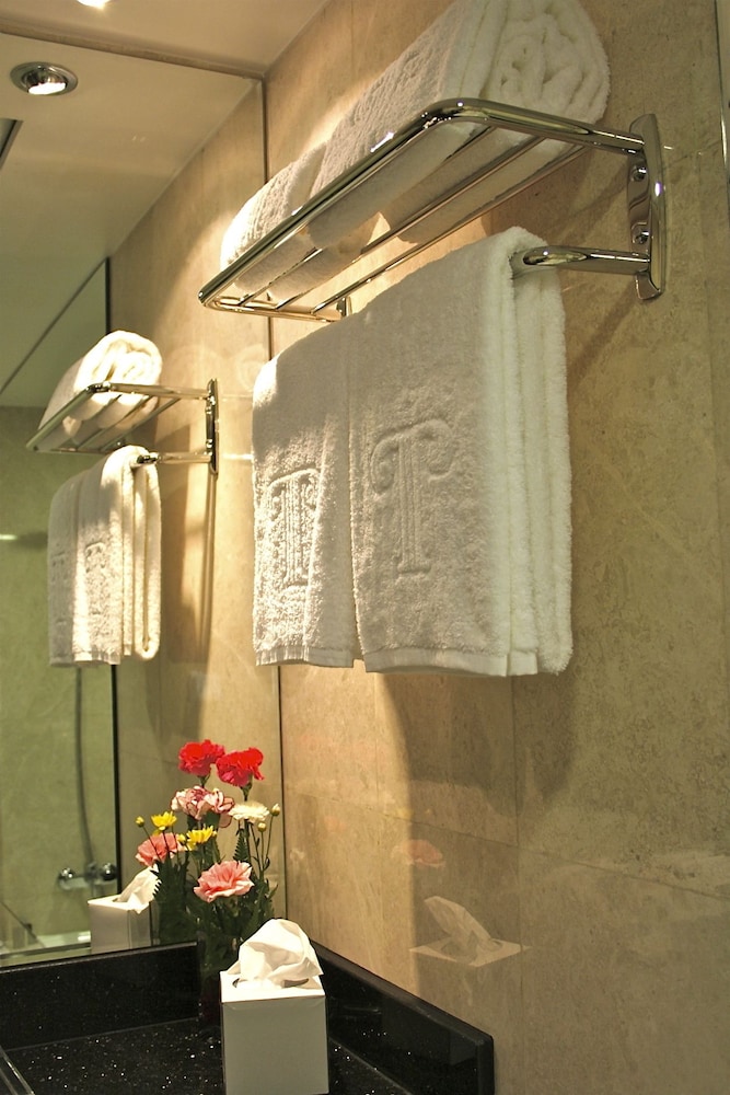 Trianon Hotel 63/63