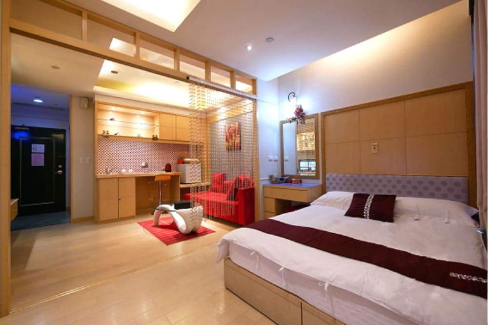 ROOM, DOUBLE BED, SEA VIEW