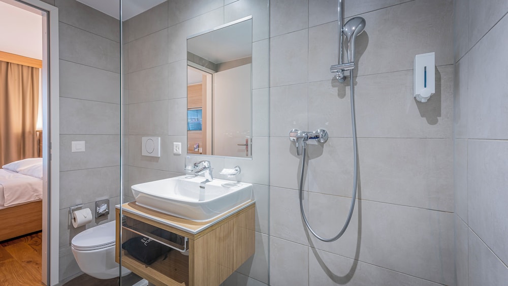 Los Lorentes Residences 45/50