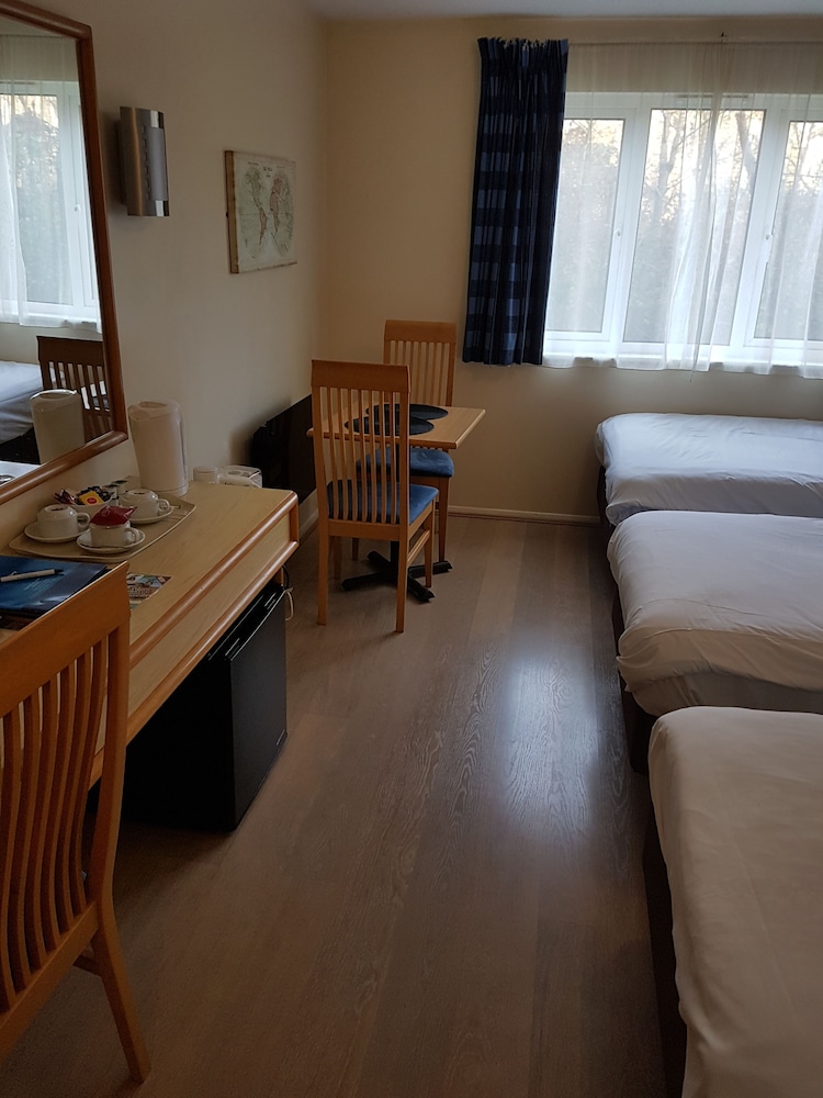 Travel Plaza Hotel 31/69