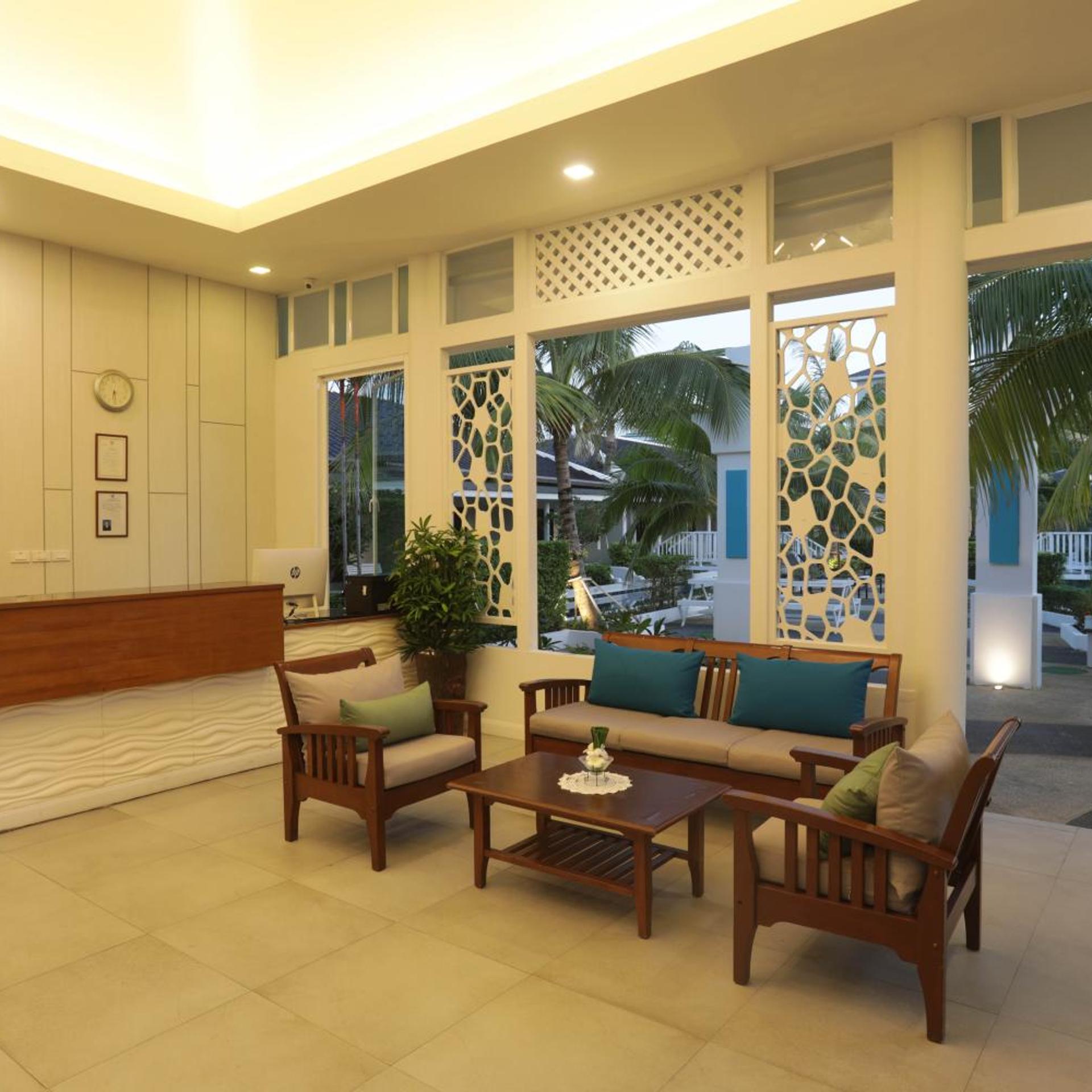 Tuana Hotels Brook Pool Access 26/50