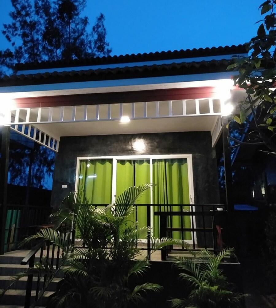 Pranburi Cabana Resort 2/72