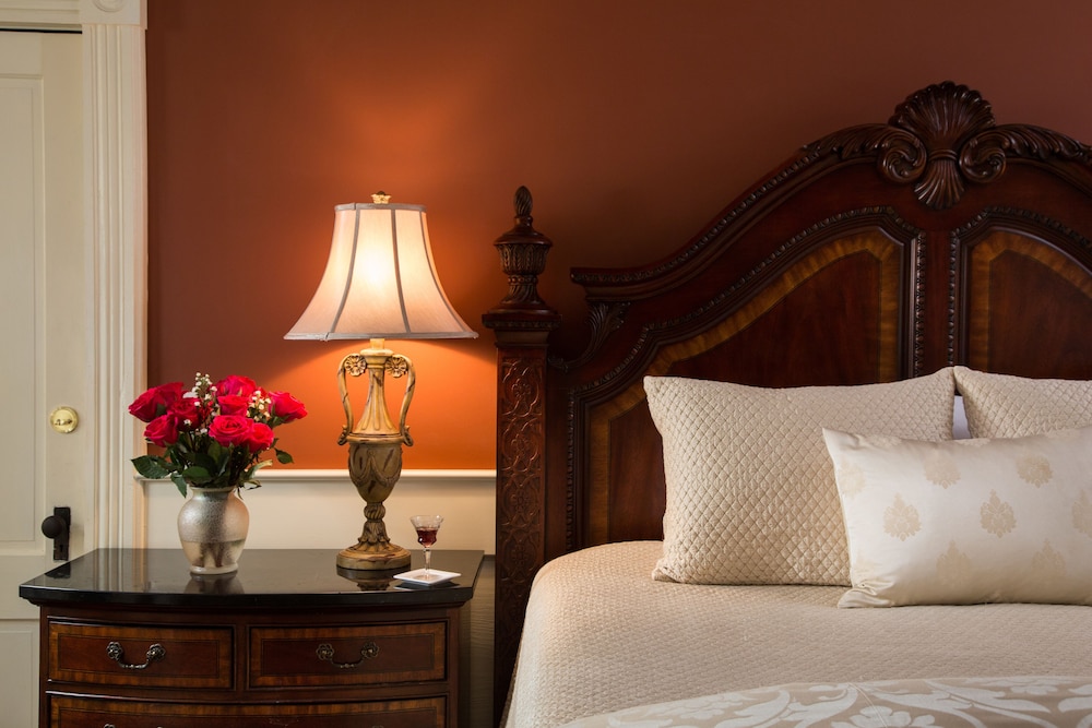 Azalea Inn and Villas 15/71