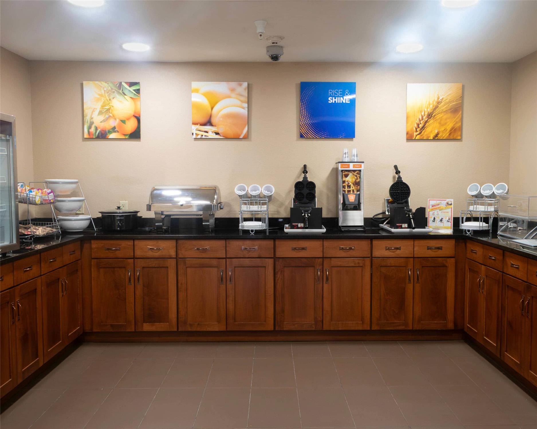 Comfort Inn & Suites Caldwell 37/54