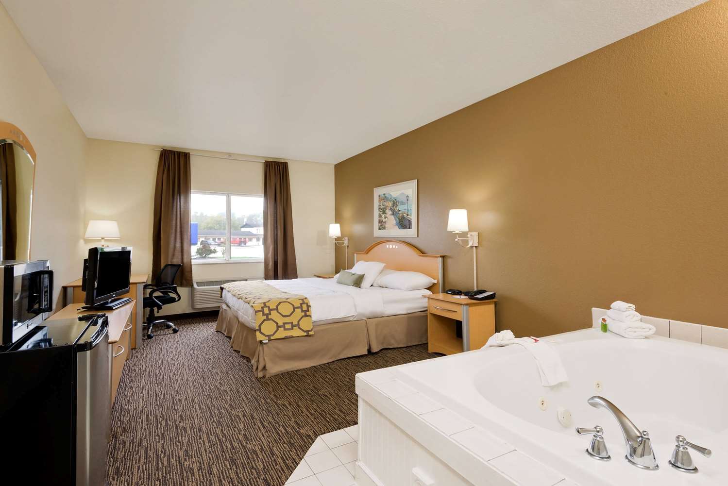 Baymont by Wyndham Lawrenceburg 2/11