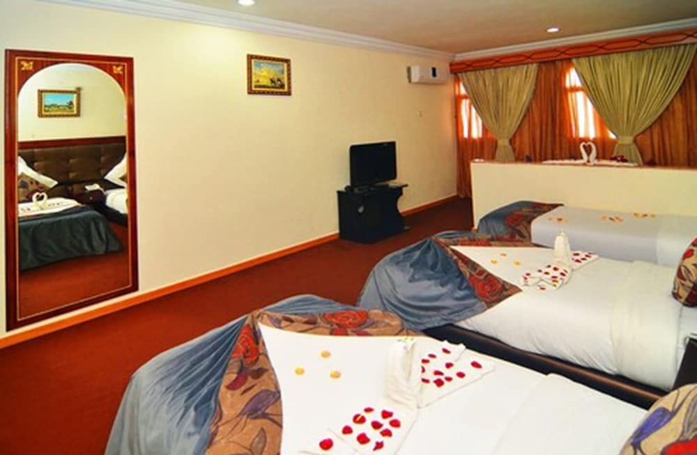 Omega Hotel 15/46