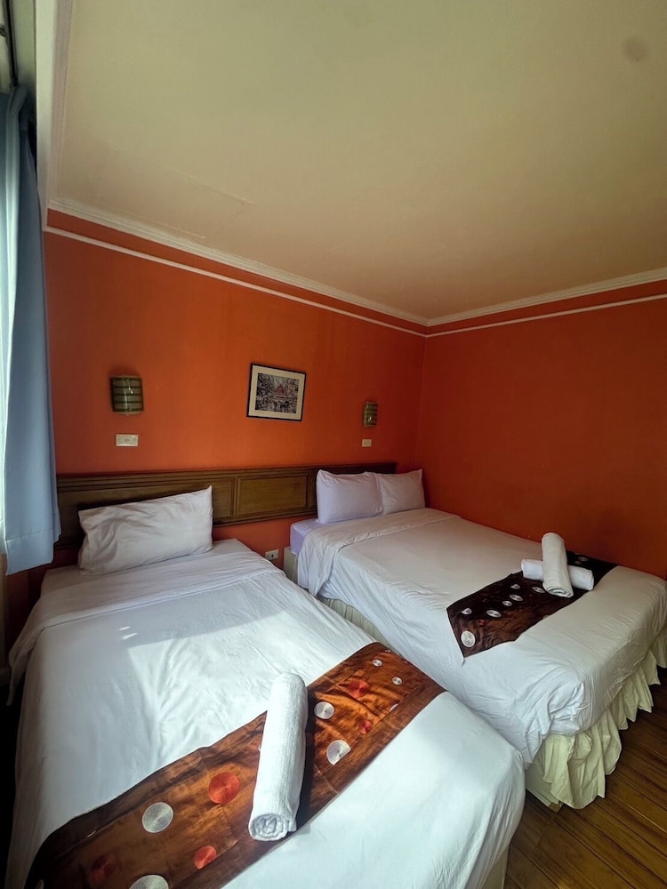 Asia Inn Bangkok 7/23