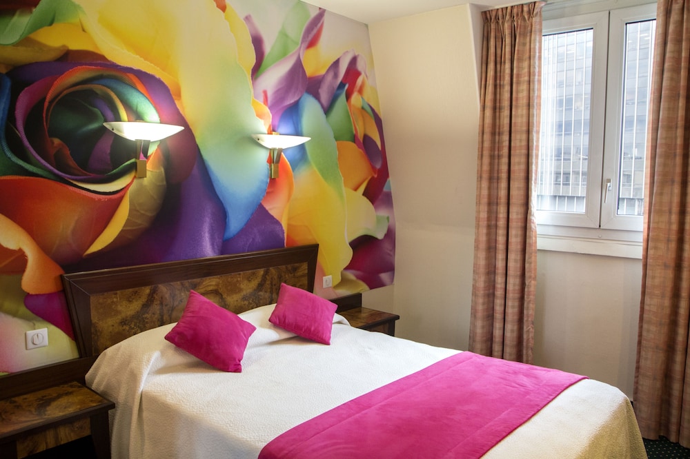 HOTEL TERMINUS MONTPARNASSE 48/63