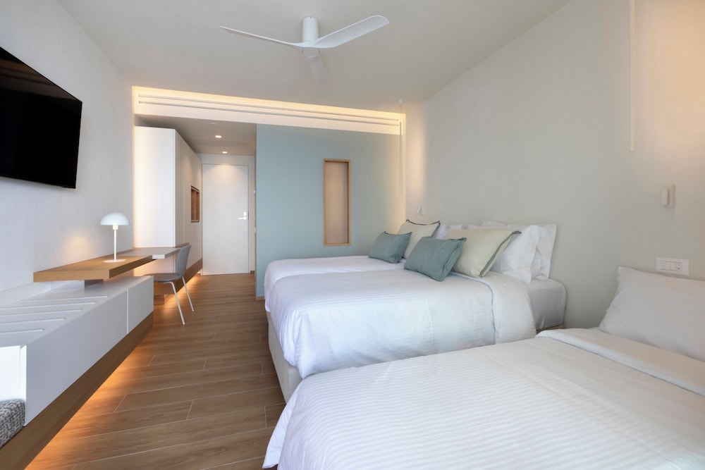 Mirage Chalkida City Resort 12/55