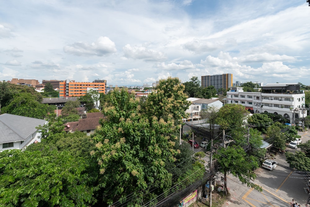 Lnimman Chiangmai Boutique Hotel 46/50