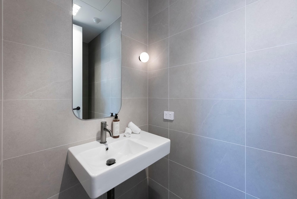 TRYP by Wyndham Pulteney Street Adelaide 63/66