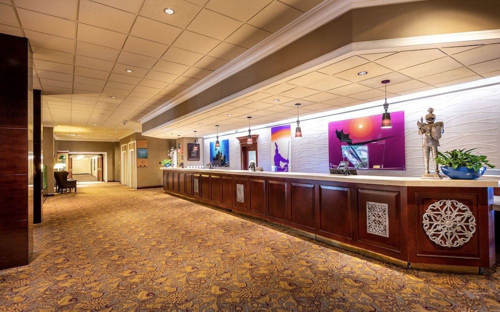 Lobby at Anaheim Majestic Garden Hotel, ANAHEIM - CA