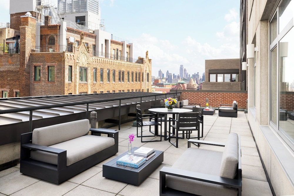 Arthouse Hotel New York 50/71