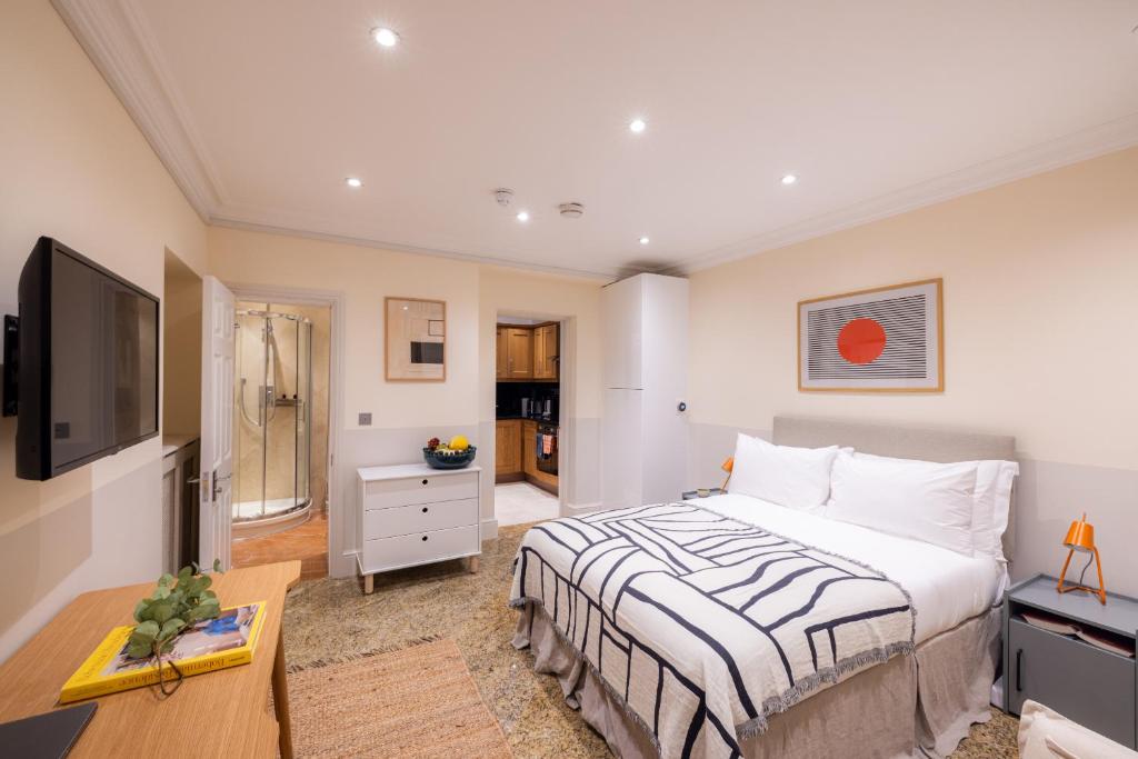 Semi Basement, Studio، Courtfield Gardens Apartments 5/8