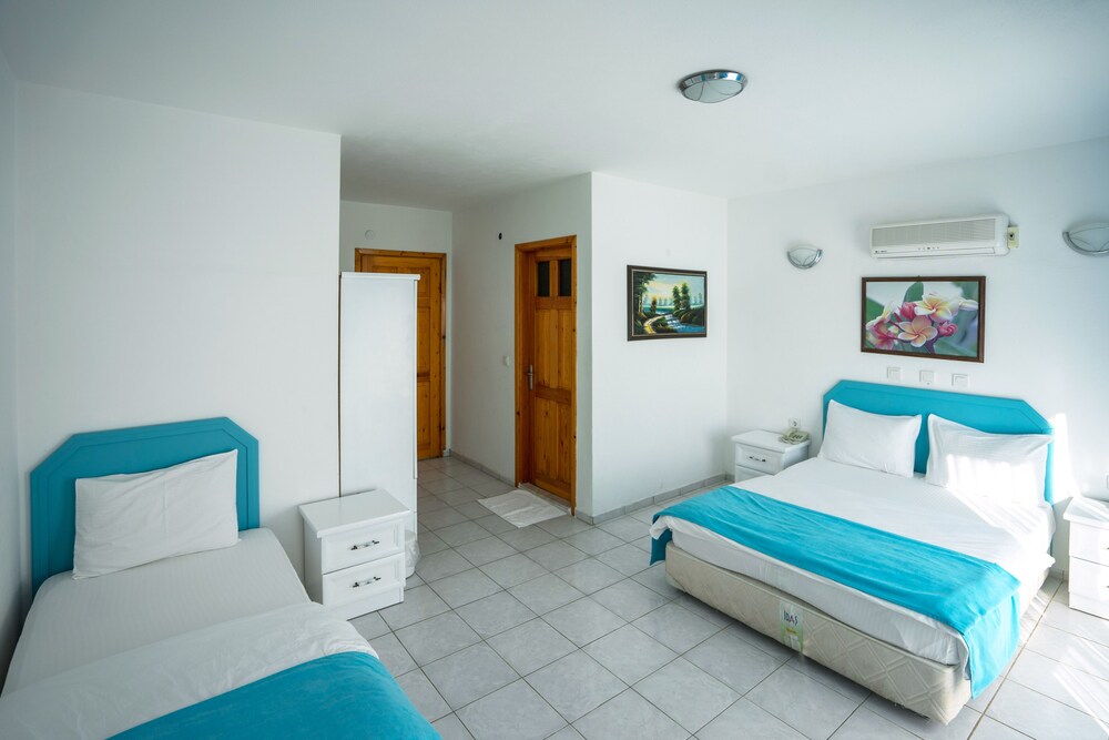 Bora Hotel 14/49