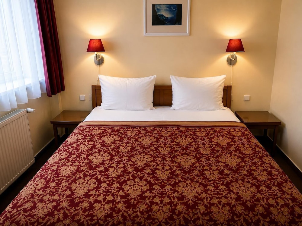 Hotel Cloister Inn 18/46