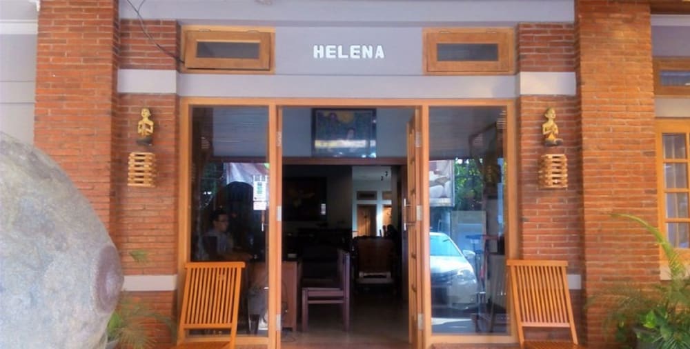 Helena Guest House 1/26