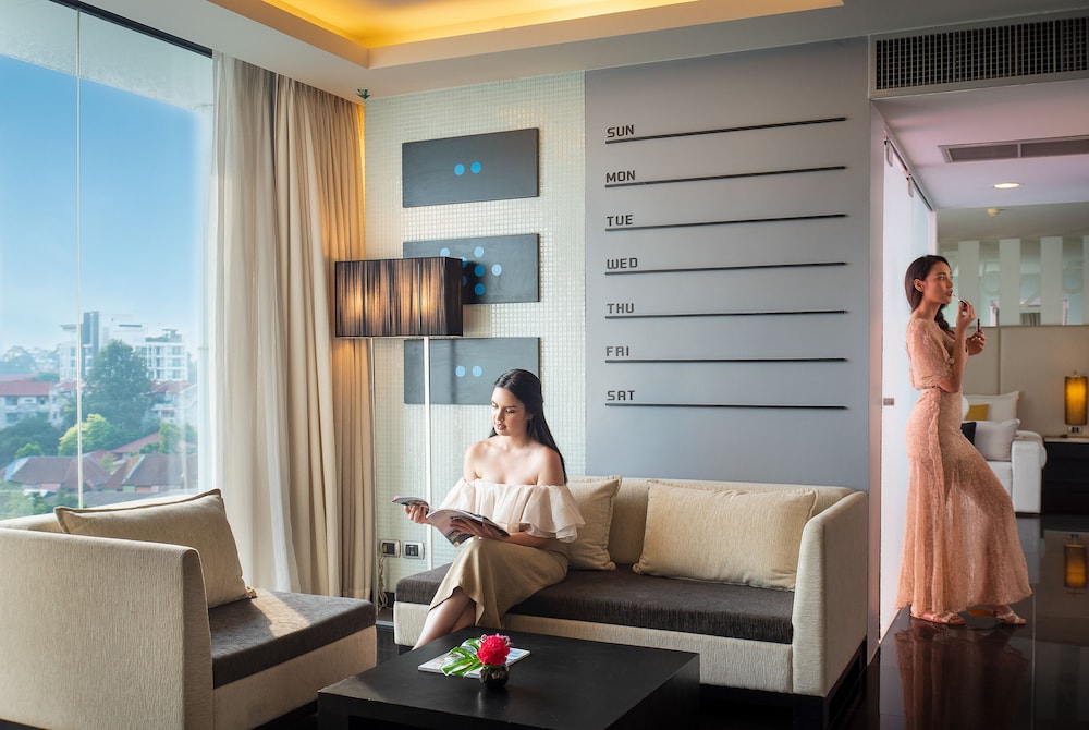 Tsix5 Hotel 32/50