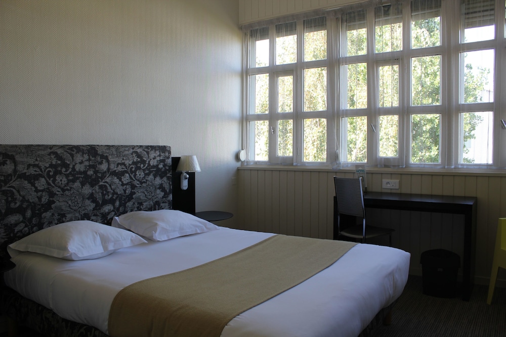 SAINT NICOLAS HOTEL 20/80